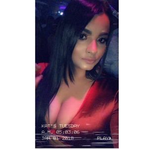 Meet your Posher, Kat